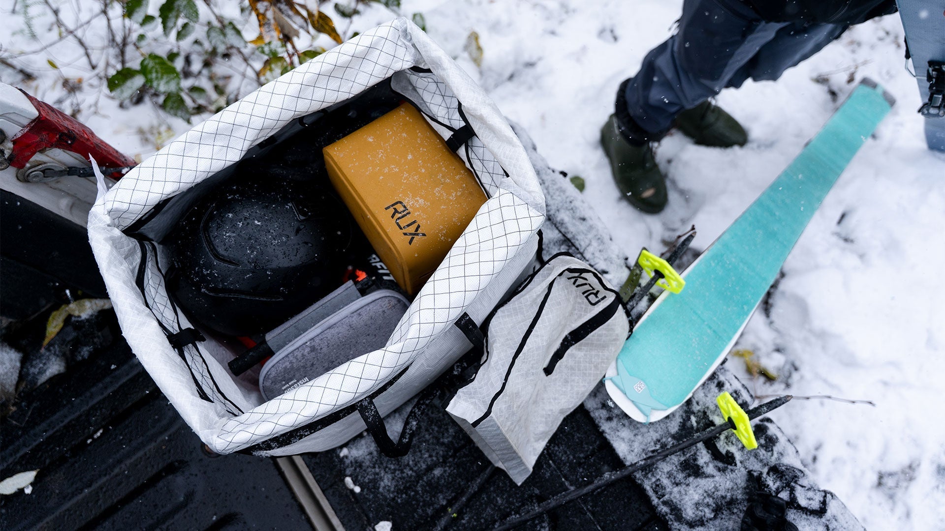 Well Lived: Early-Season Turns with Justin Ross & Rhys Verner